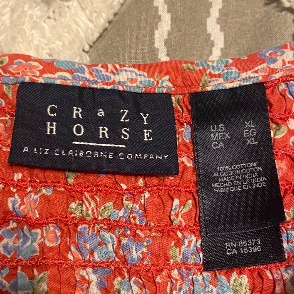 Liz Claiborne Vibrant Red and Blue Patterned Blouse - Picture 2 of 3
